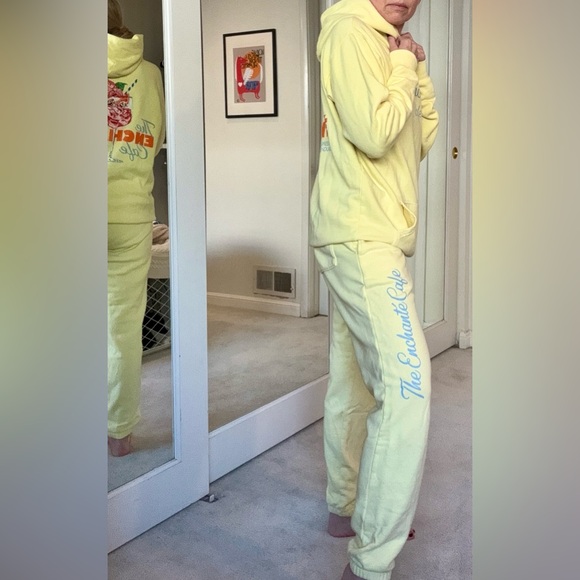 Enchante Cafe Spritz Yellow Sweatpants by F1's Daniel Ricciardo. SOLD OUT ONLINE - Picture 5 of 5